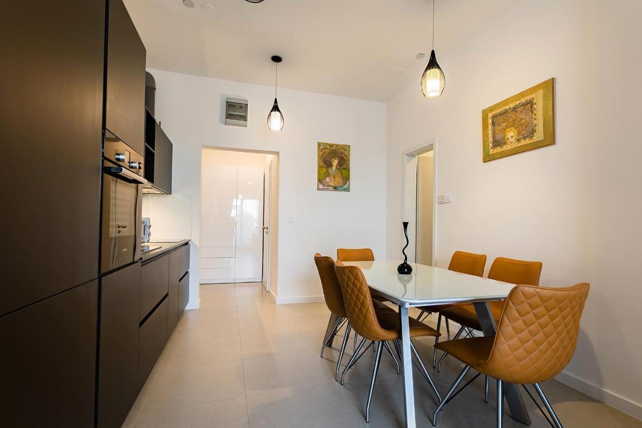 Apartment Zeus Znjan Split
