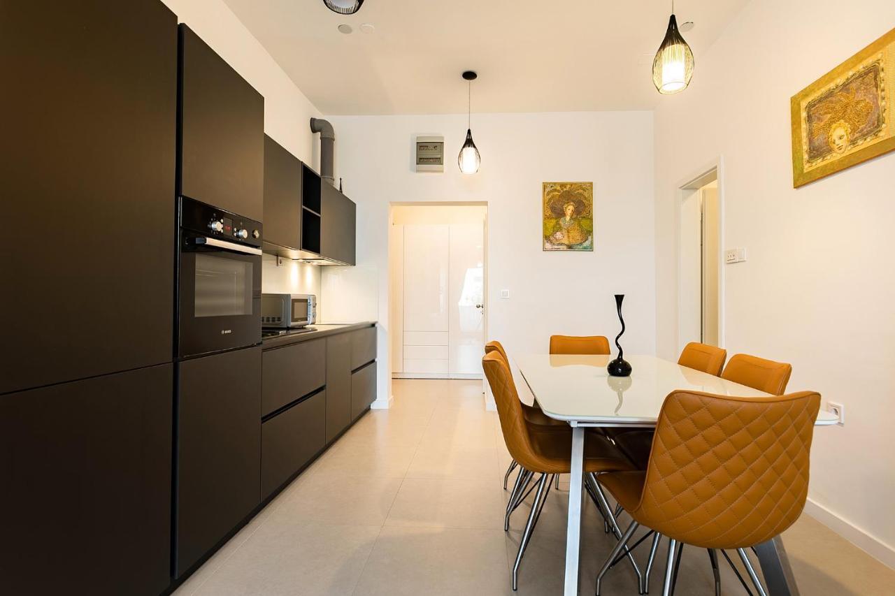 Apartment Zeus Znjan
